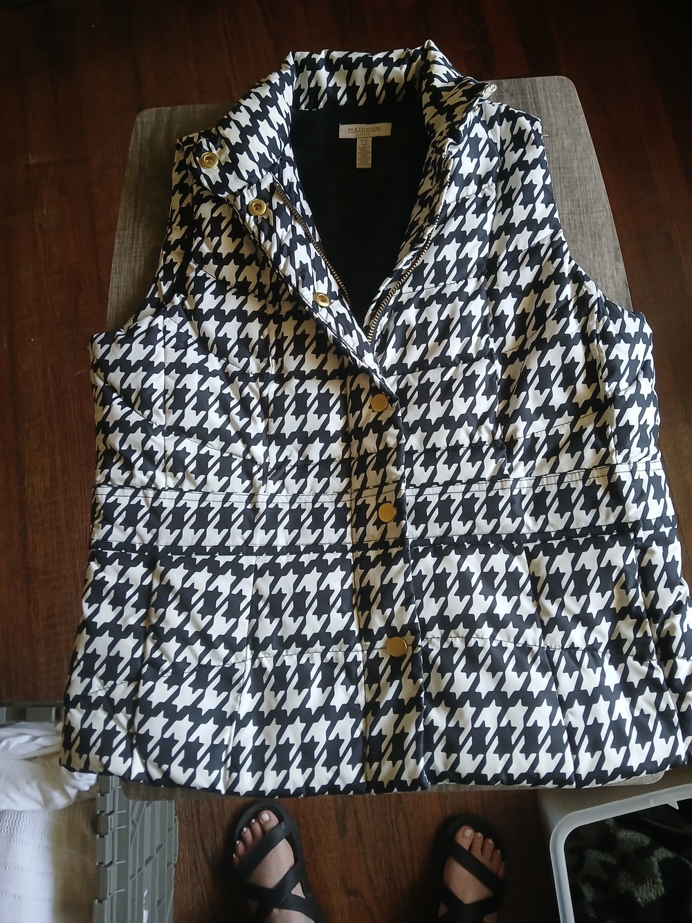 Madison Petite Black and White Houndstooth Quilted Vest with Gold-Tone Buttons
